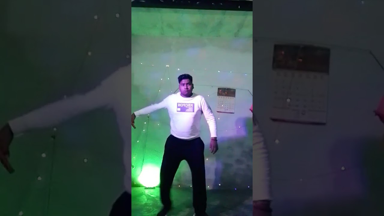 #bollywood padel chal chal Raha hu gadhi cheya