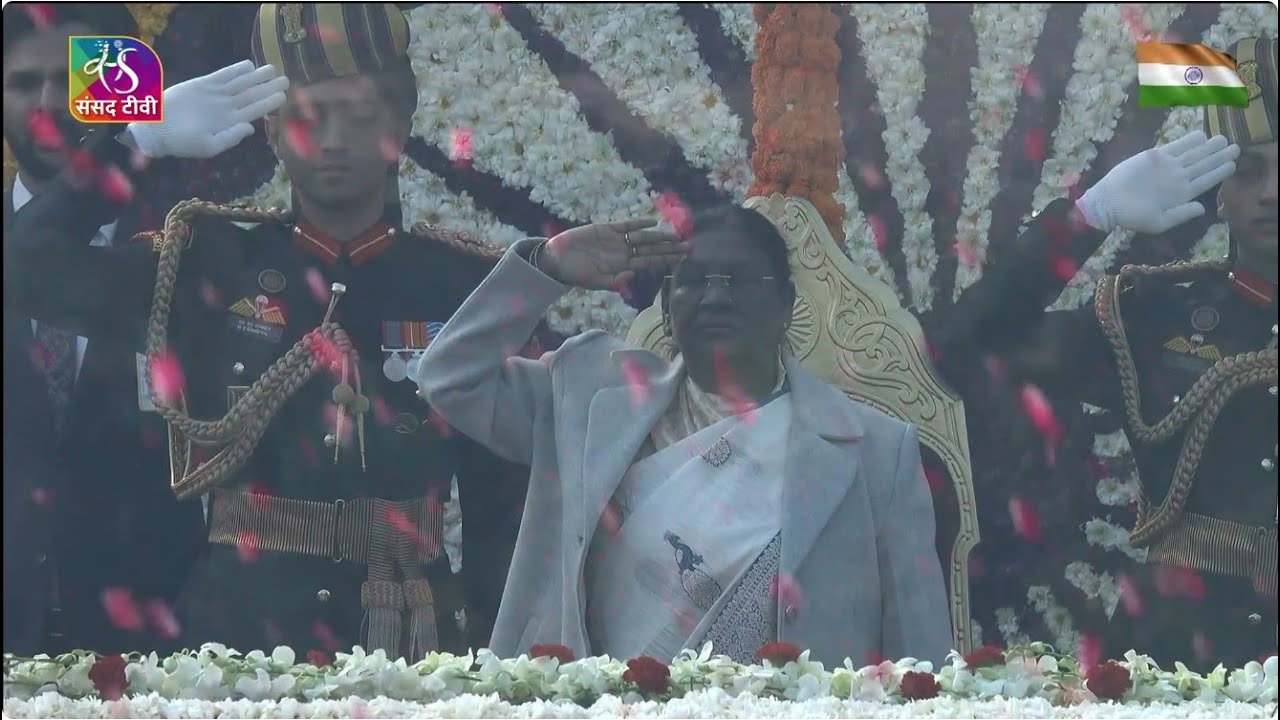 President Droupadi Murmu Unfurls National Flag at Kartavya Path | 77th Republic Day | 26 Jan, 2026