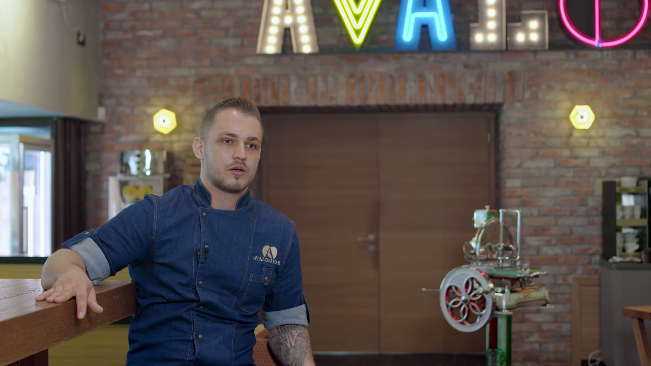 MILYEN AZ AVALONBAN DOLGOZNI - AVALON RISTORANTE
