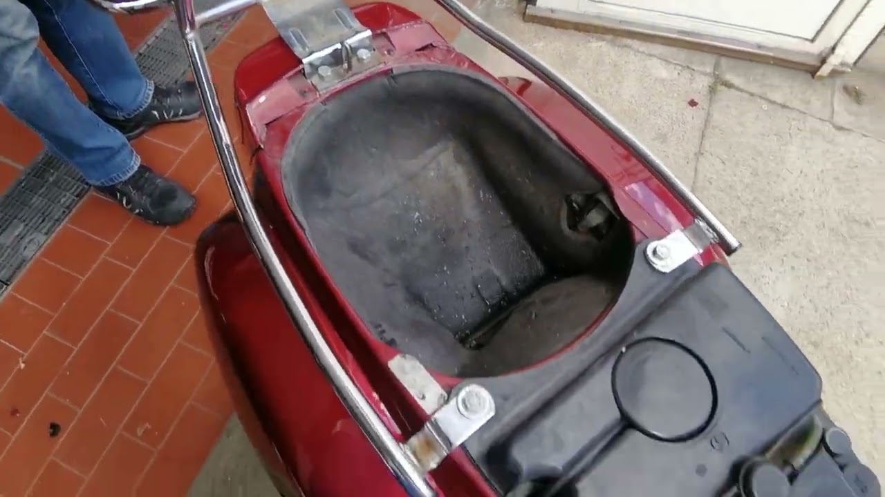 Vespa Cosa 200 - der Stadtflitzer(3)
