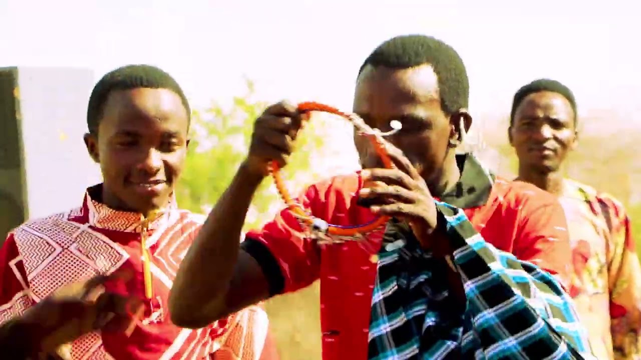 daniel oletaiko na ngoma mpya hii hujawahi kuona shuhudia sasa