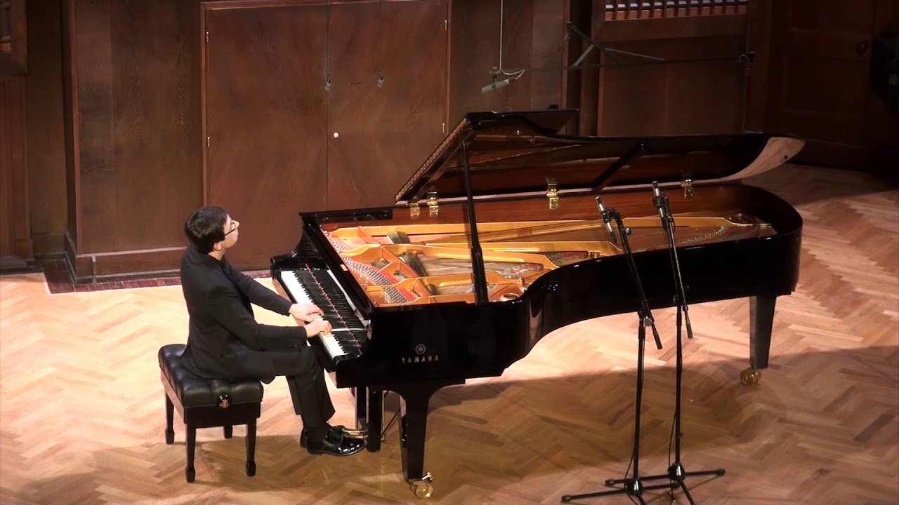 Alexander Kobrin:  Beethoven - Piano Sonata No. 22 in F major, Op. 54