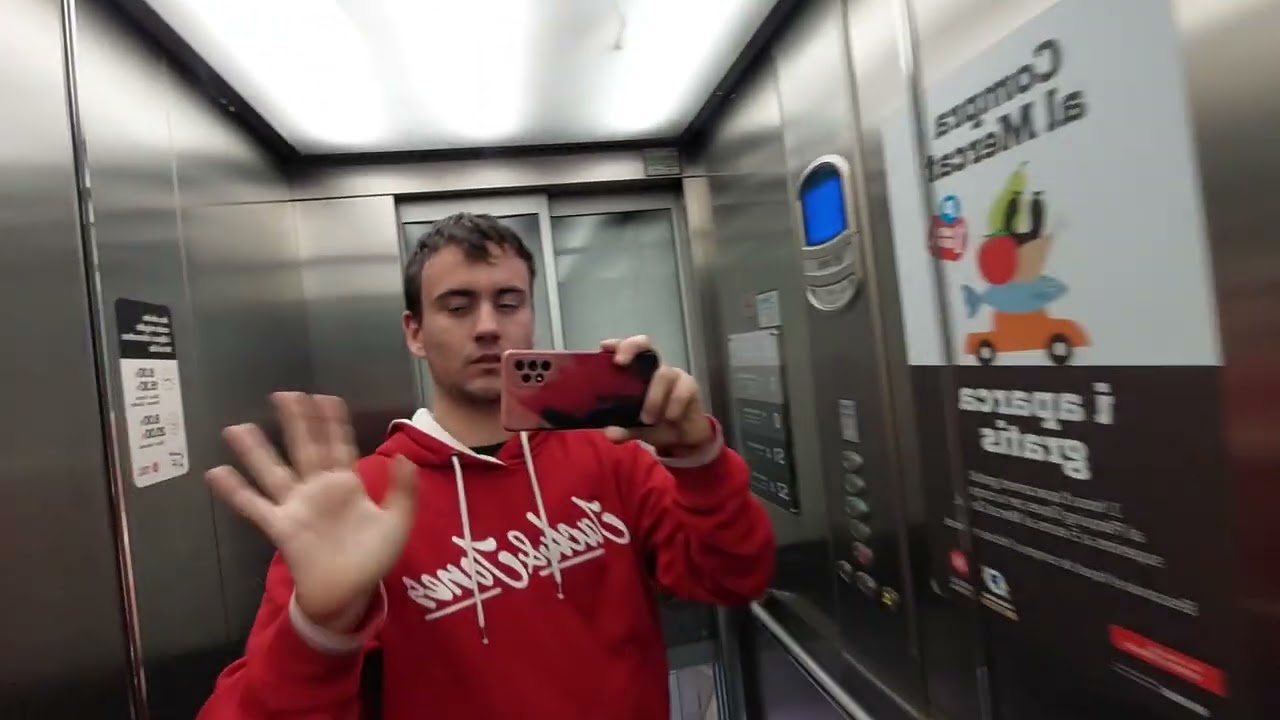 2 Orona lifts at Central Market and Oques Parking in Reus