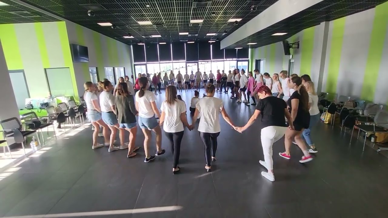 BUTY BASI ( układ Barbara Gałyga)