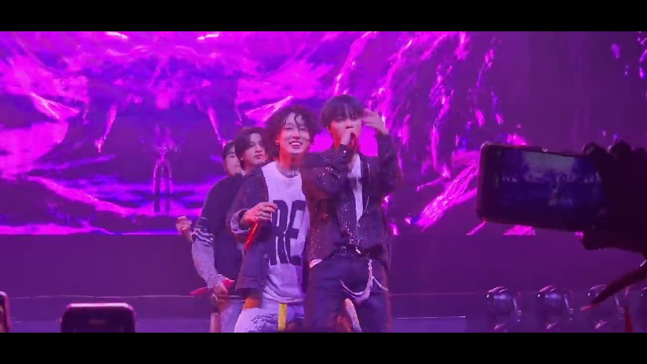 iKON WHAT'S WRONG DUMB & DUMBER B-DAY LIVE PERFORMANCE TAKE OFF TOUR 28 JUNE 2023 FLORENCE