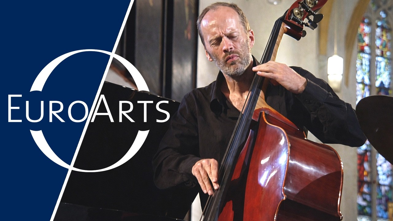 The Jacques Loussier Trio plays Bach in Jazz at the St. Thomas Church of Leipzig