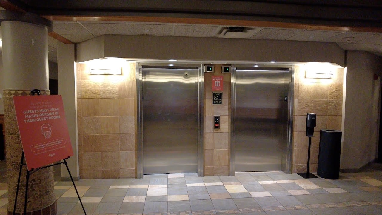 Otis Series 1 Hydraulic Elevators - Drury Inn & Suites Albuquerque