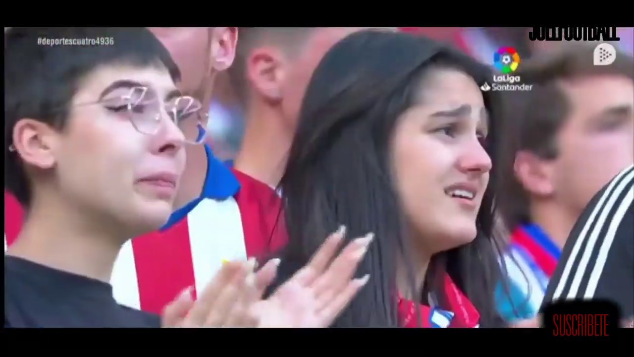 La emotiva despedida de Godín en el Wanda: 