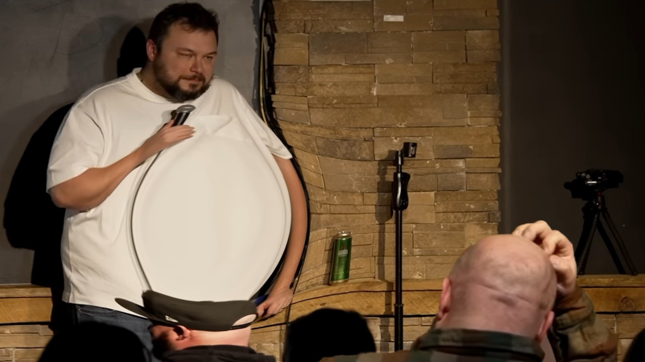stupid unfunny anti-woke stand up comedian