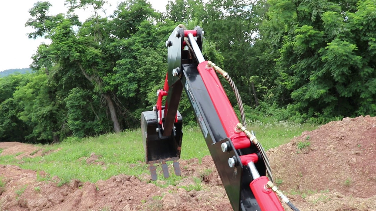 Harbor Freight Towable Backhoe Trencher setup and review 2