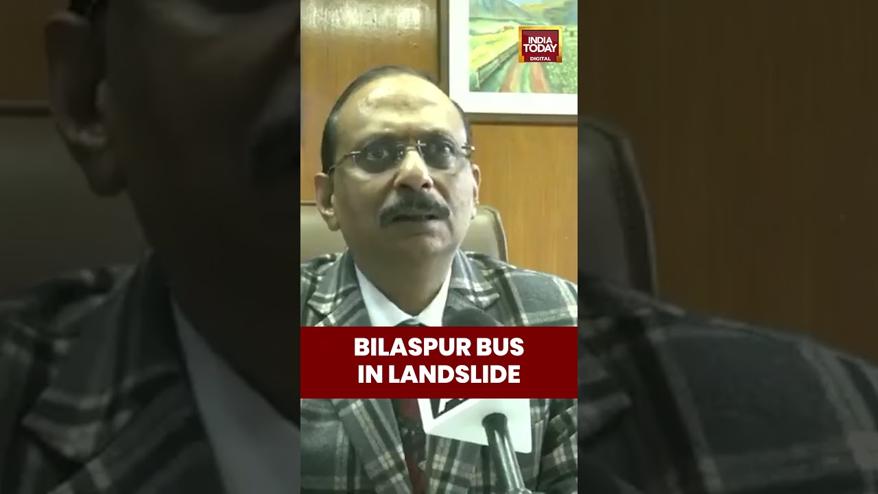 Bilaspur Bus In #landslide | #shorts #himachalpradesh #bilaspur #himachalnews #rescue #busaccident