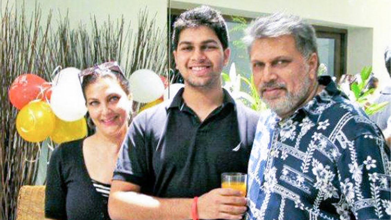 Tarzan Actress Kimi Katkar With Her Husband and Son | Father, Mother