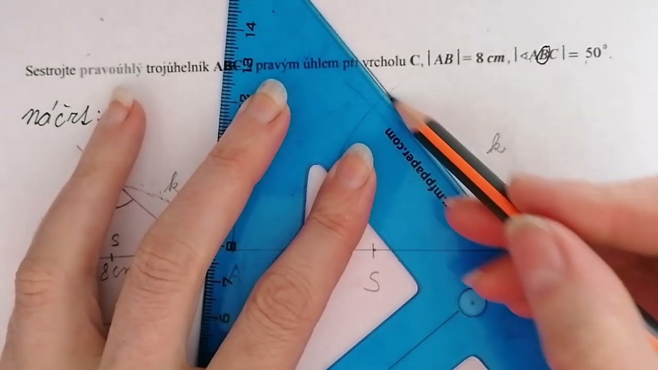 2. Konstrukce pravoúhlého trojúhelníku pomocí Thaletovy kružnice (strana, úhel, pravý úhel)