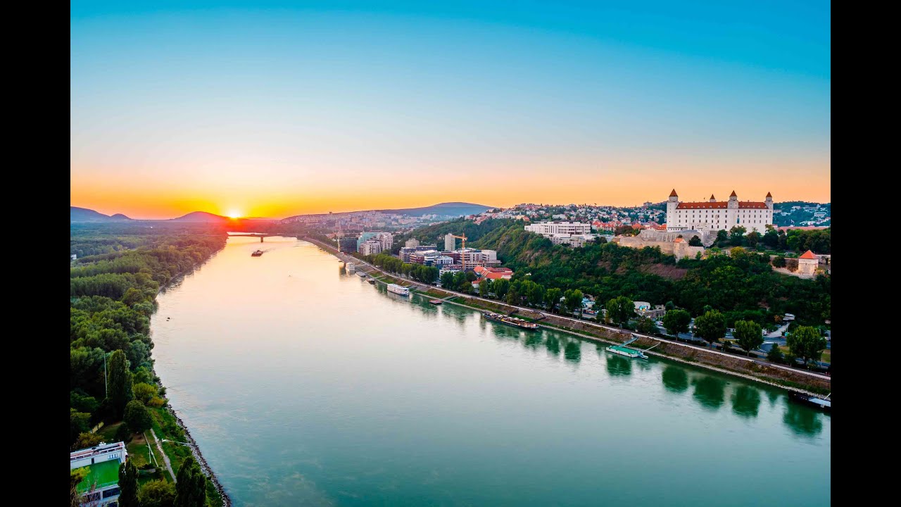 Johann Strauss II - The Blue Danube Waltz Orchester Wien 1867 - Classical Music