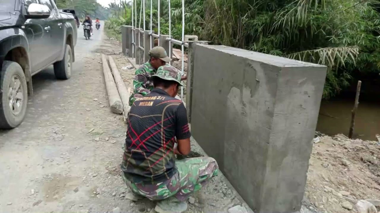 Jembatan Merah Putih-Sumatera Utara
