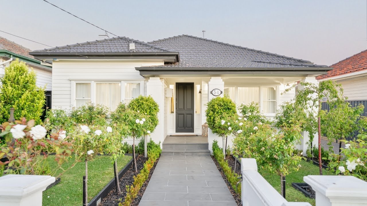 54 Waverley Parade, Pascoe Vale South