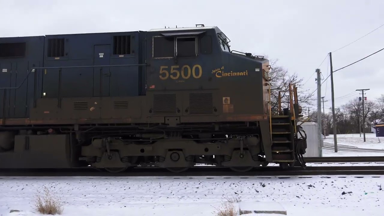 Rerouted X026 and CSX 5500 & CSX 1875. 8 Trains!! 