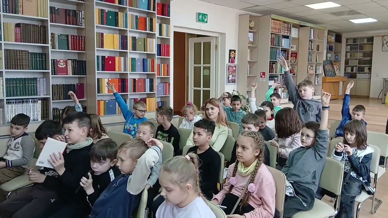 Іван Андрусяк та школярі (2)