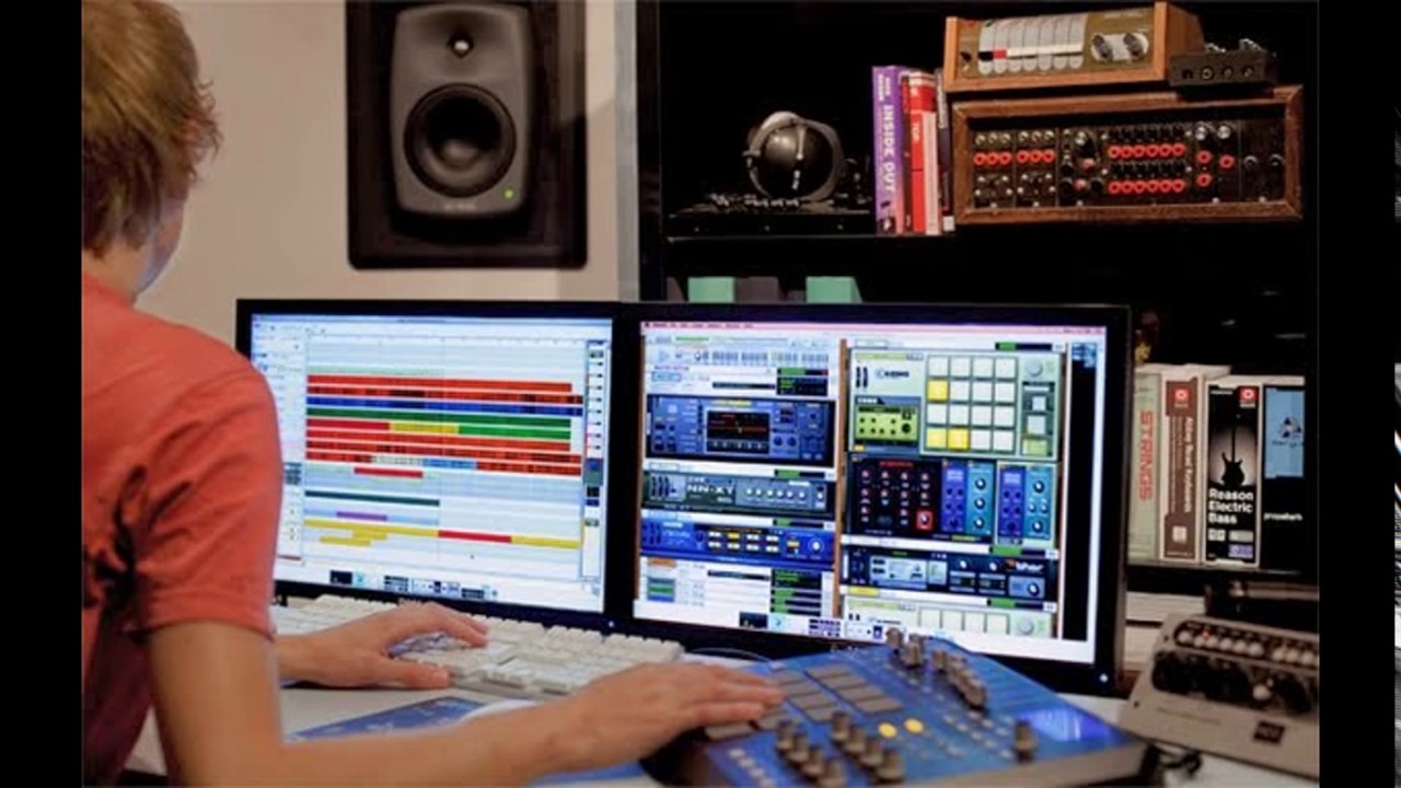 Curso Online Productor Musical . Comienza GRATIS AHORA MISMO Entra en www.schoolmusicproductions.com