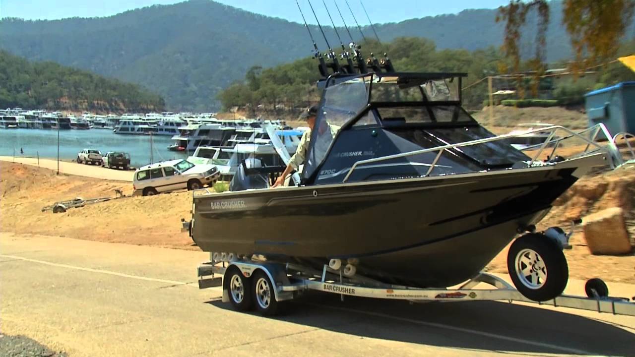 Hook, Line and Sinker takes delivery of a new Bar Crusher 670C!