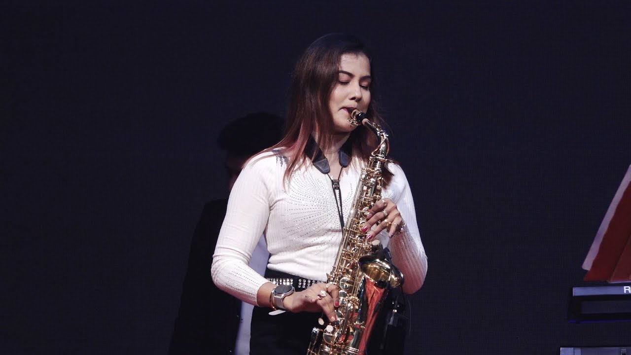 Mere Rang Me Rangne Wali | Lipika Saxophone Cover | Saxophone Queen Lipika Samanta | Bikash Studio
