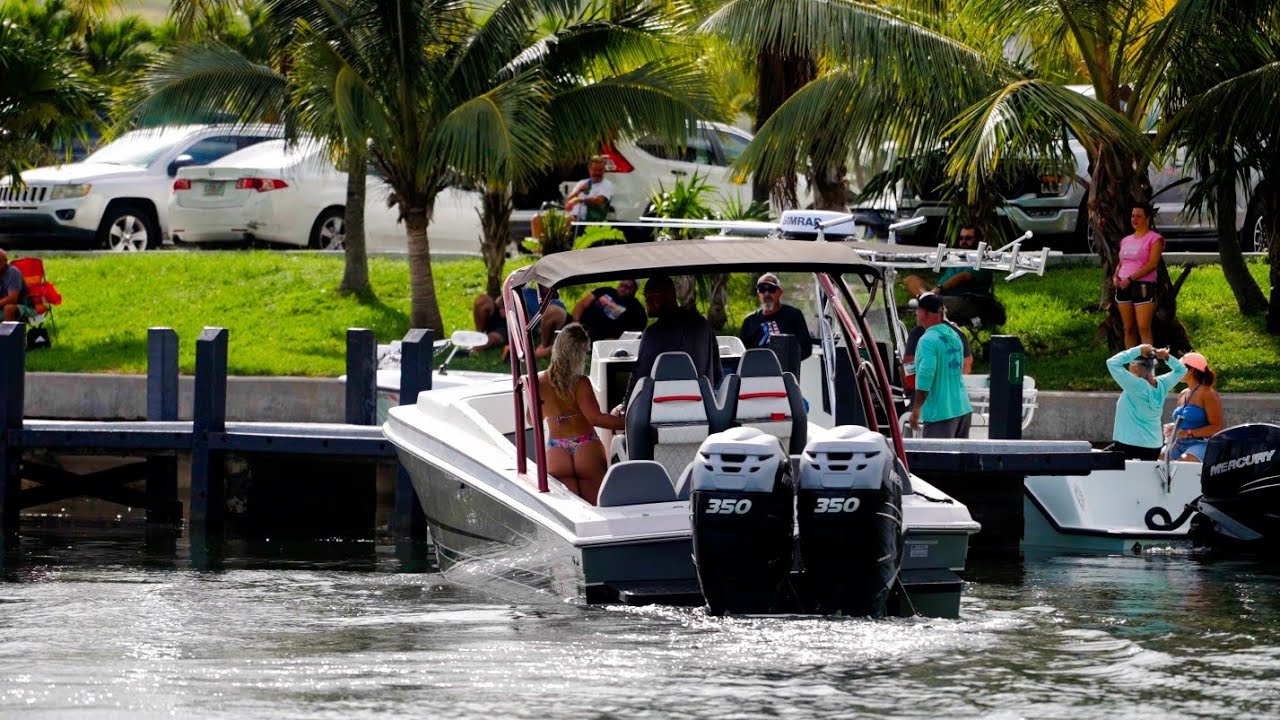Cigarette Boats and Miami Heat ! Chit Show at Black Point Boat Ramp!
