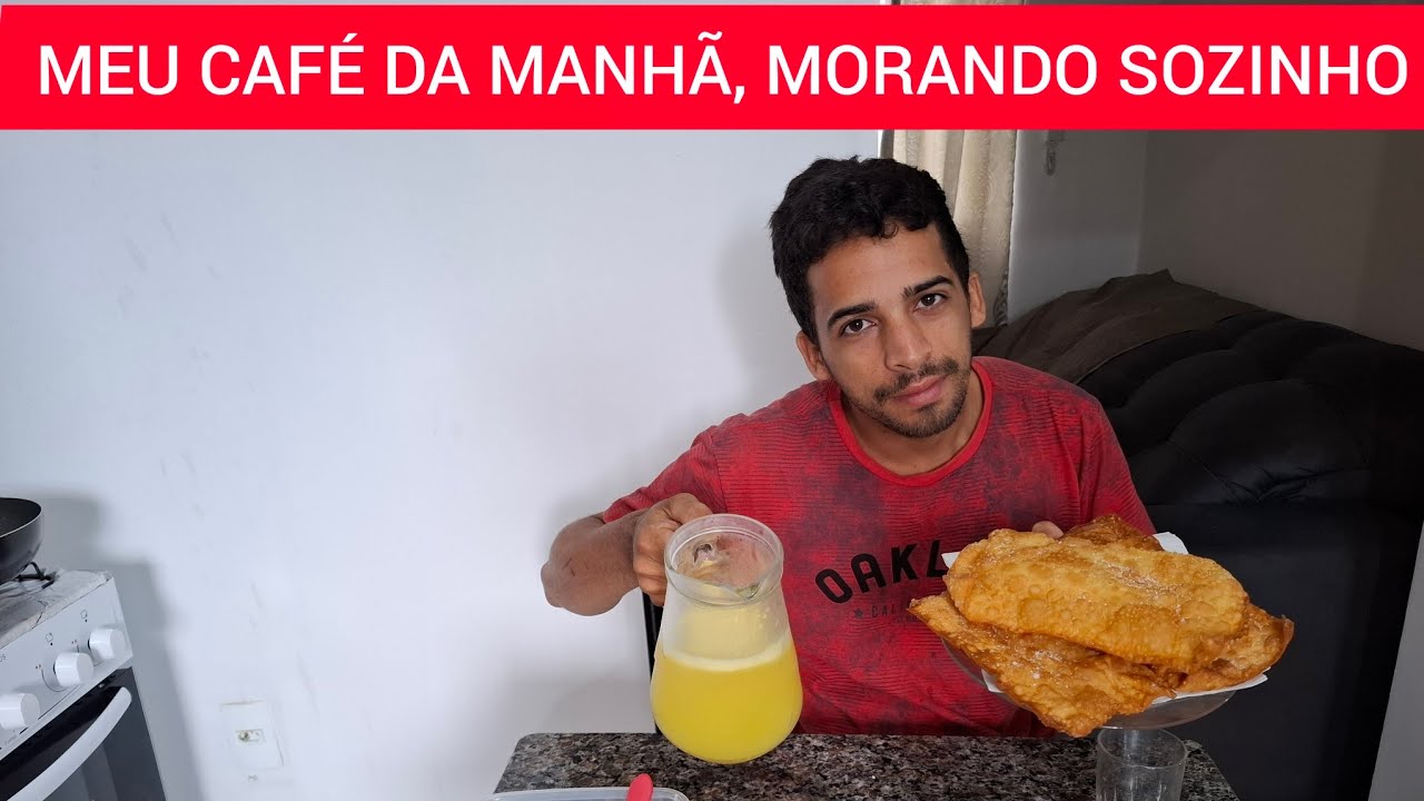 PASTEL DE BANANA/ ESSE FOI O MEU CAFÉ DA MANHÃ
