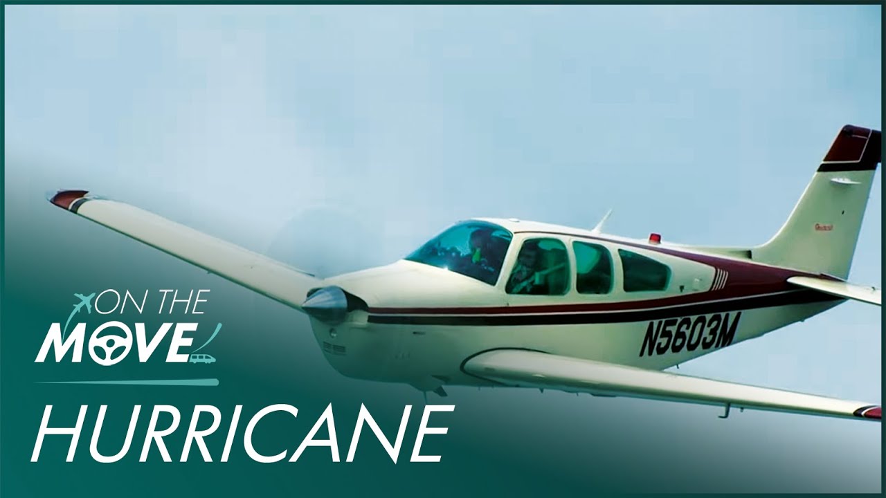 New Pilots Attempt To Outrun A Hurricane | Dangerous Flights