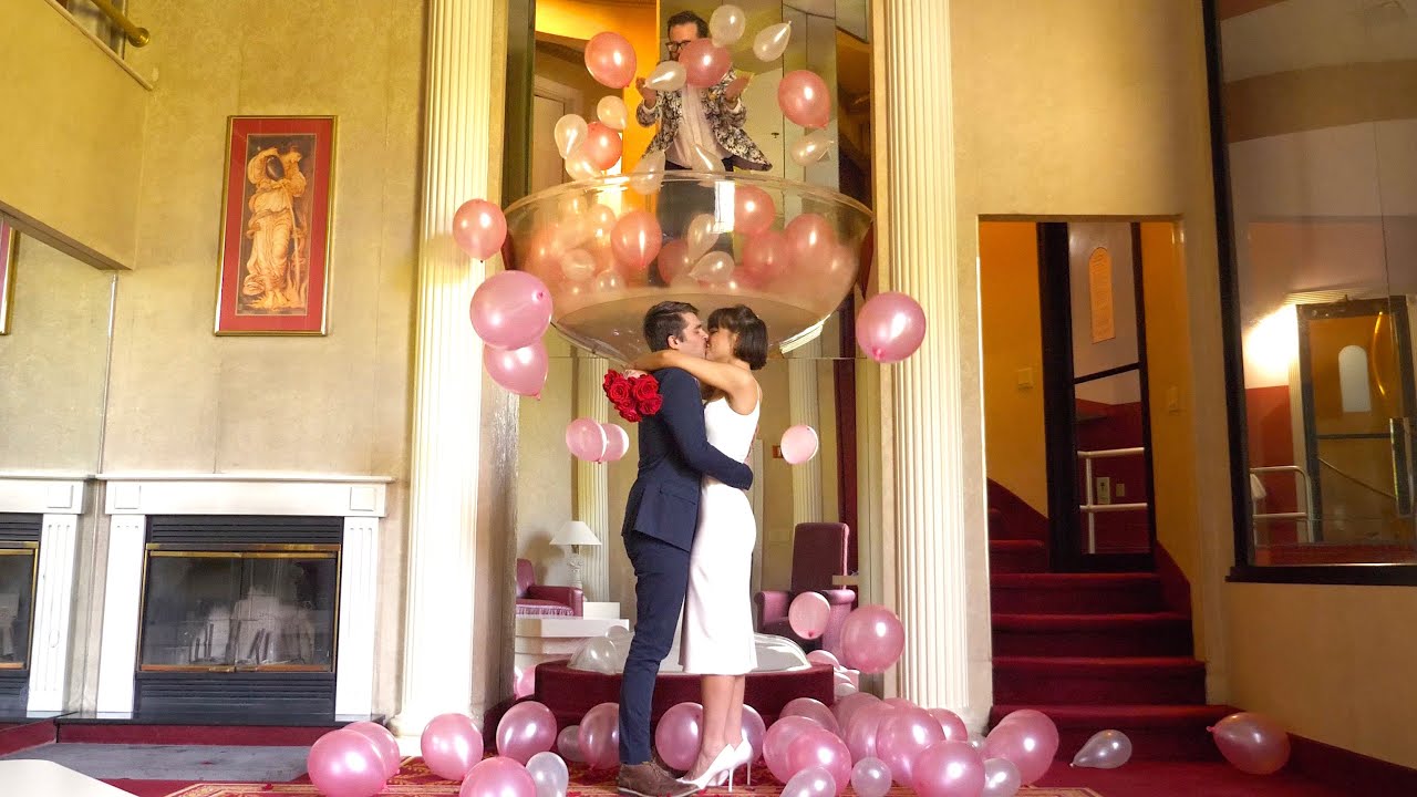 A Pretty Cool Hotel Tour : Margaret & Corey's 10 Year Anniversary at Cove Haven