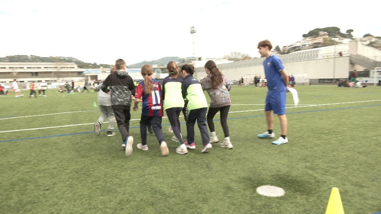 VOTV - Els alumnes de l'Institut Escola Caldes de Montbui organitzen la jornada 'Fem Pinya