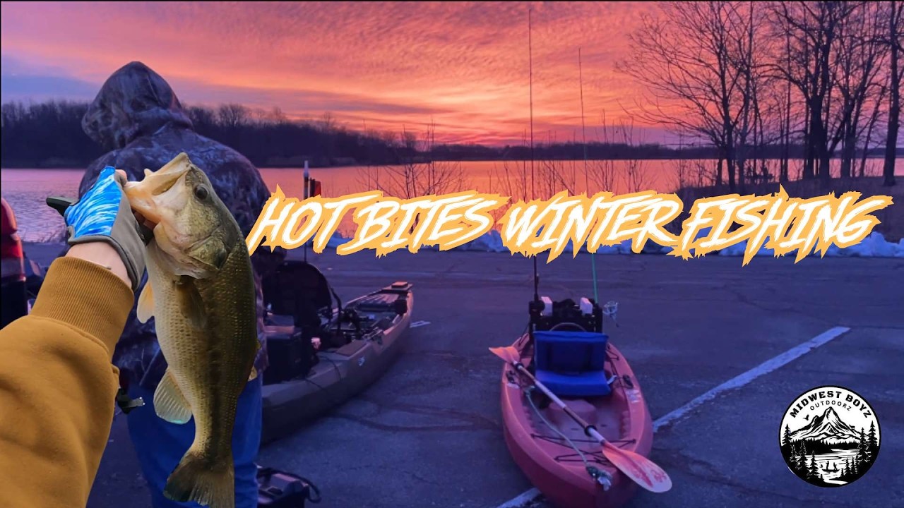 Winter Fishing a HOT Water Powerplant Lake - Newton Lake, Illinois
