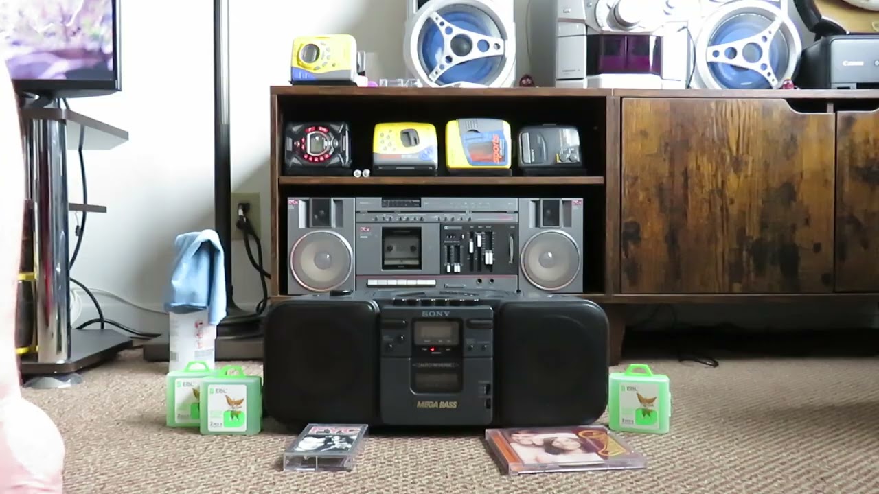 Sony CFD-31 CD Radio Cassette-Corder boombox from 1994. Serviced.
