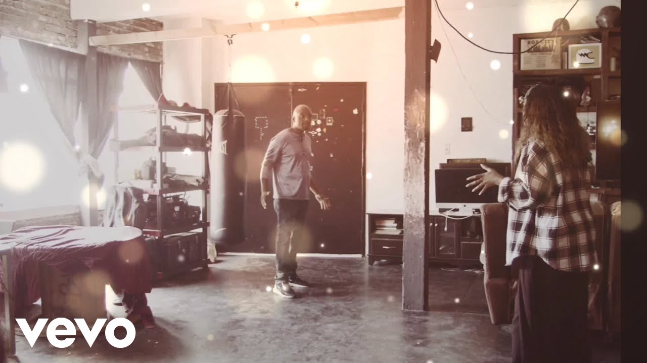 NAUGHTY TIGER MUSIC - Thought I was Dreaming but Woke Up with you (Official Music Video)