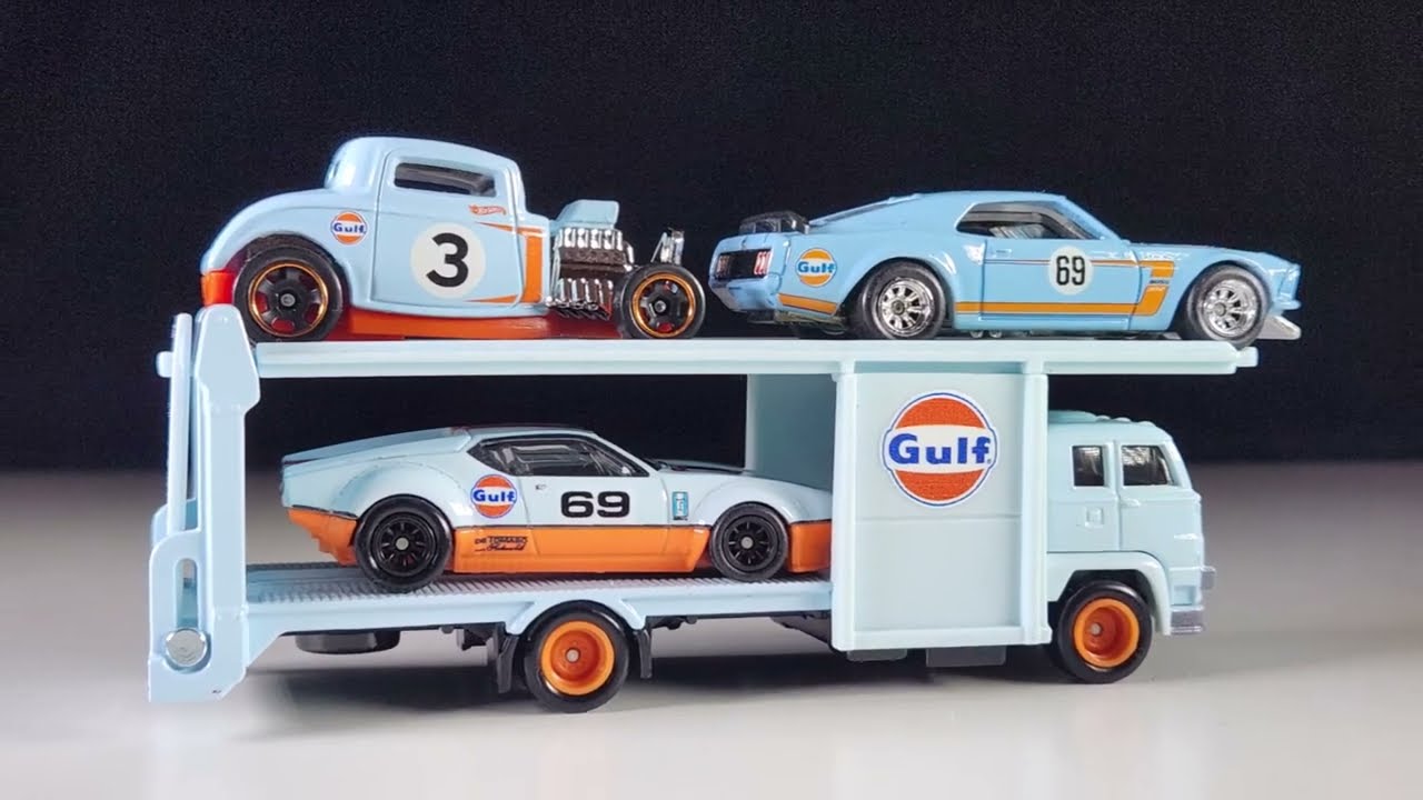 Spotlight: Hot Wheels Team Transport | Second Story Lorry | De Tomaso Pantera Gruppo 4 | Gulf Theme