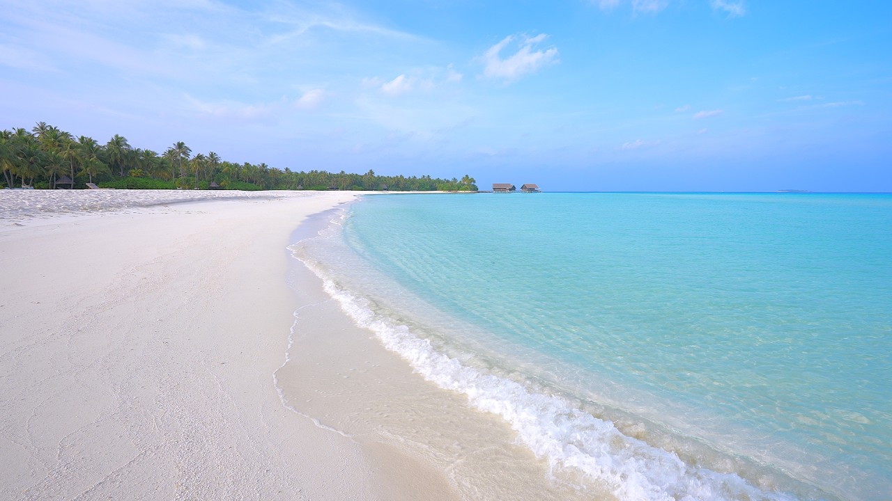 Fall Asleep In 5 Minutes With Ocean Sounds. Ocean Waves on a Tropical Island in Maldives