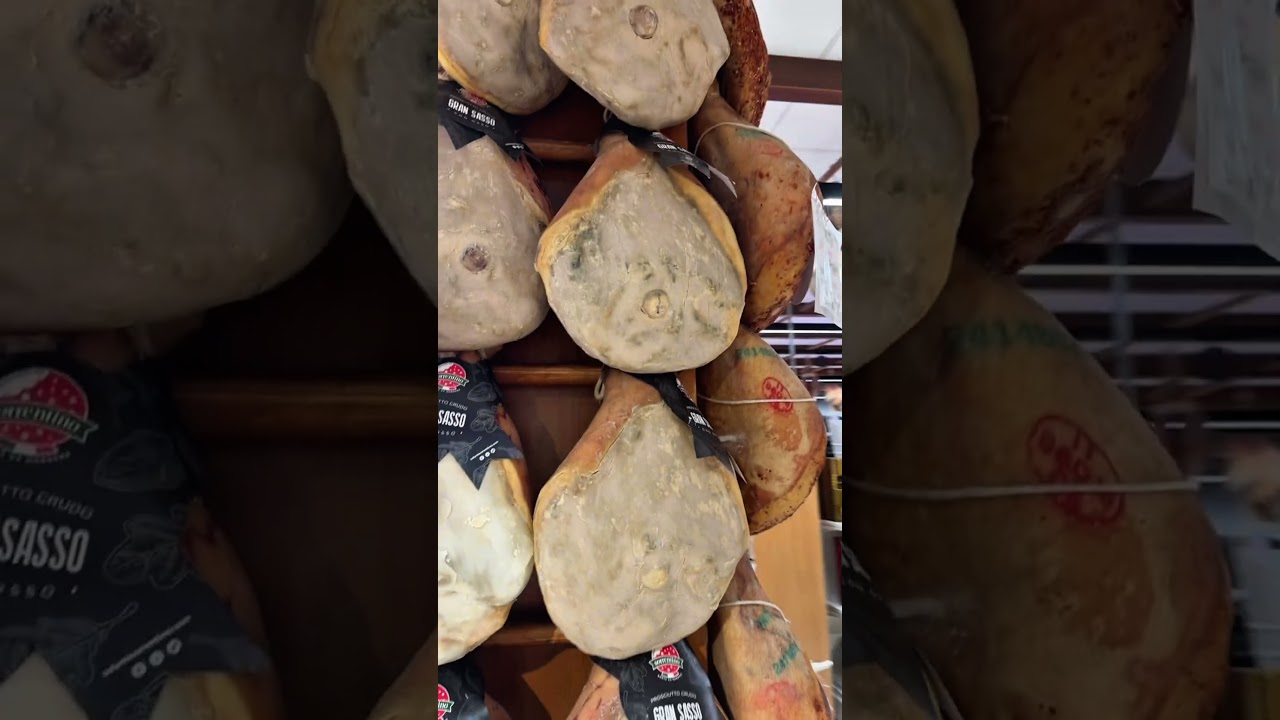 Vi faccio fare un giretto in salumeria! #madeinitaly #salumeria #formaggio