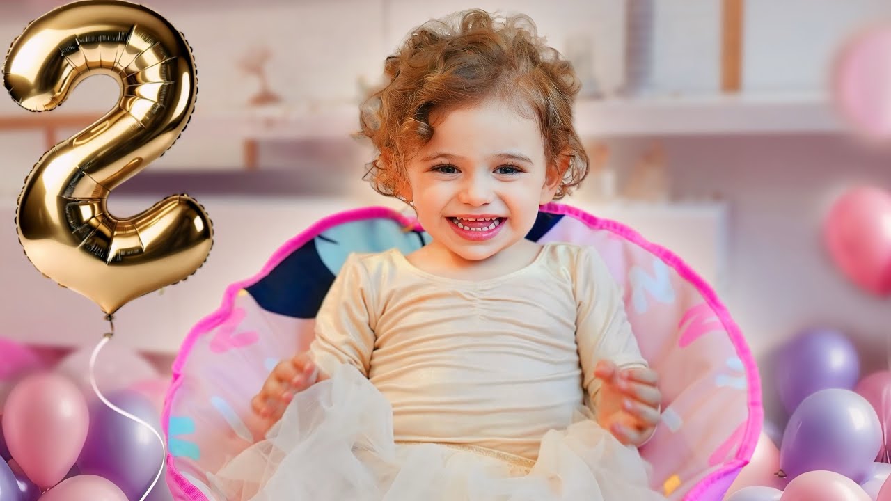 عيد ميلادها الثاني 🎂 (بدون هدية)