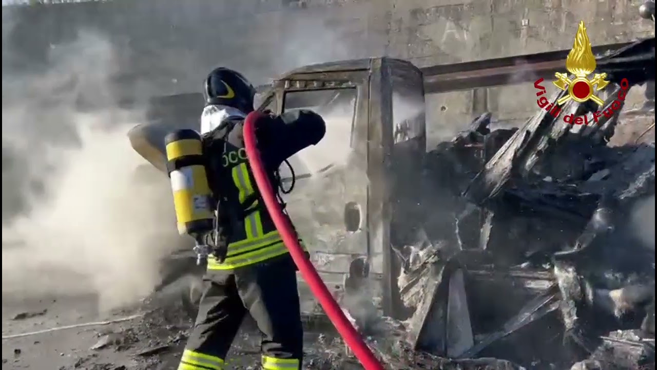 Pietra Ligure, principio d’incendio su un camion: l’intervento dei VVF