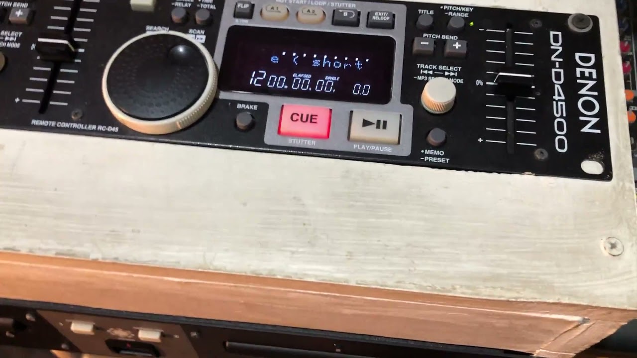 Denon DN-D4500 CD MP3 DJ