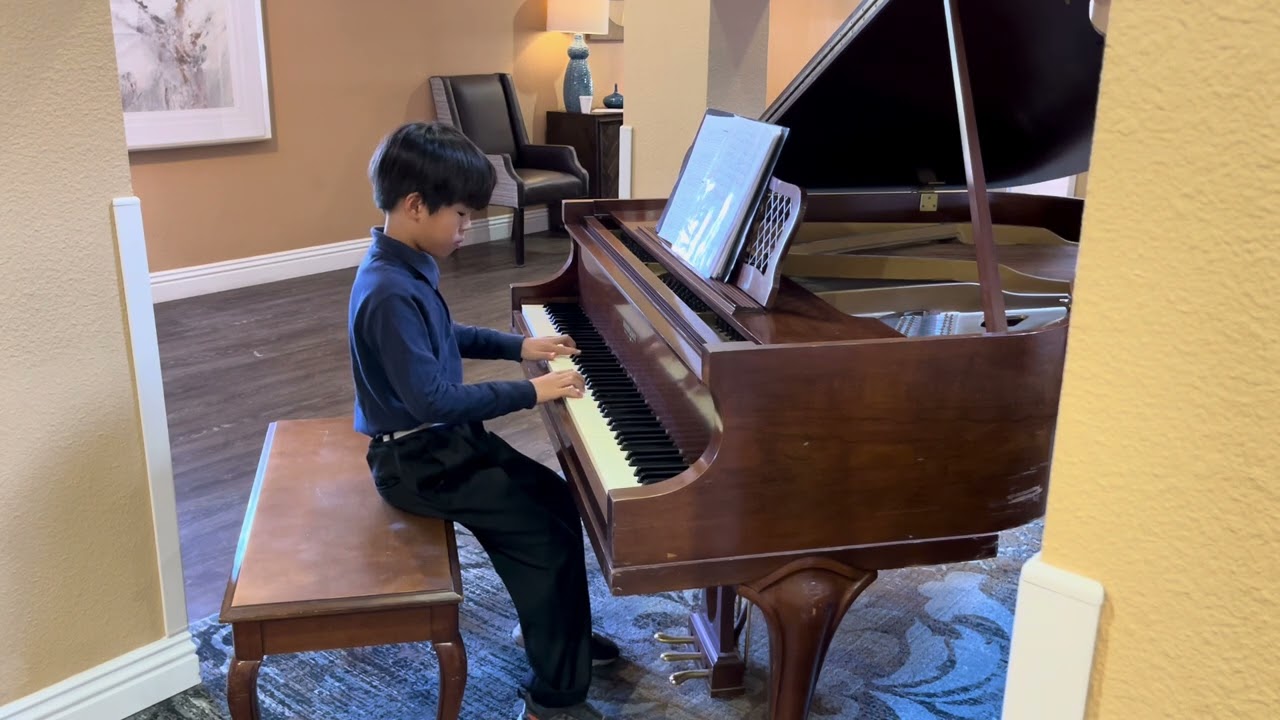 Joseph Liang/Piano/Sonatina in F Major