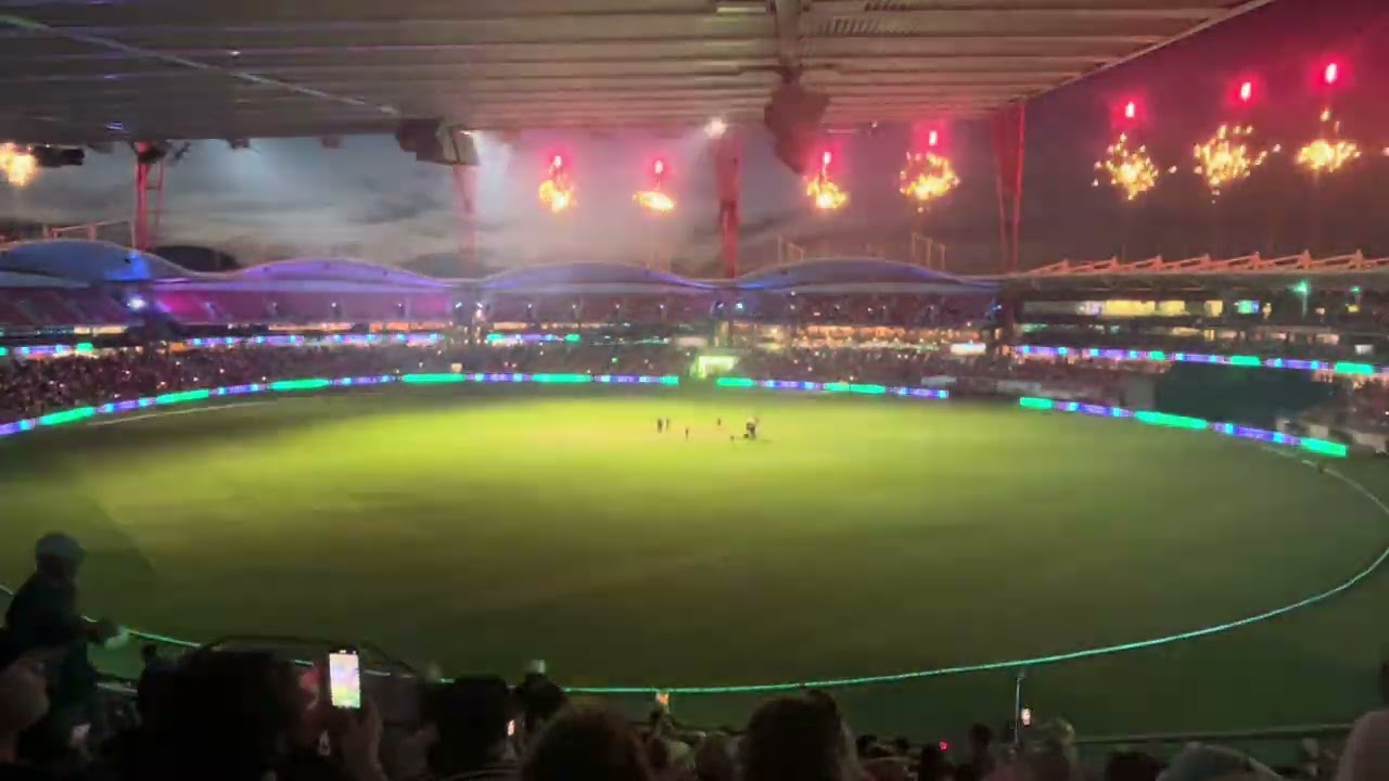 ENGIE STADIUM *Light Show* - Sydney Thunder BBL game day -v- Perth Scorchers 30/12/2025