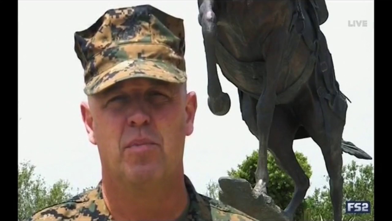 Staff Sgt Reckless recognized by Belmont Park