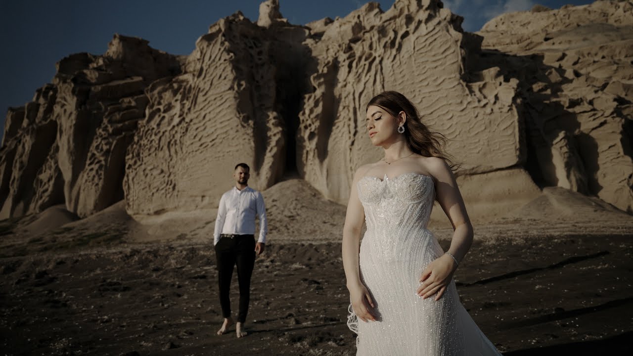 KLAUDIA & ALBERTO IN SANTORINI