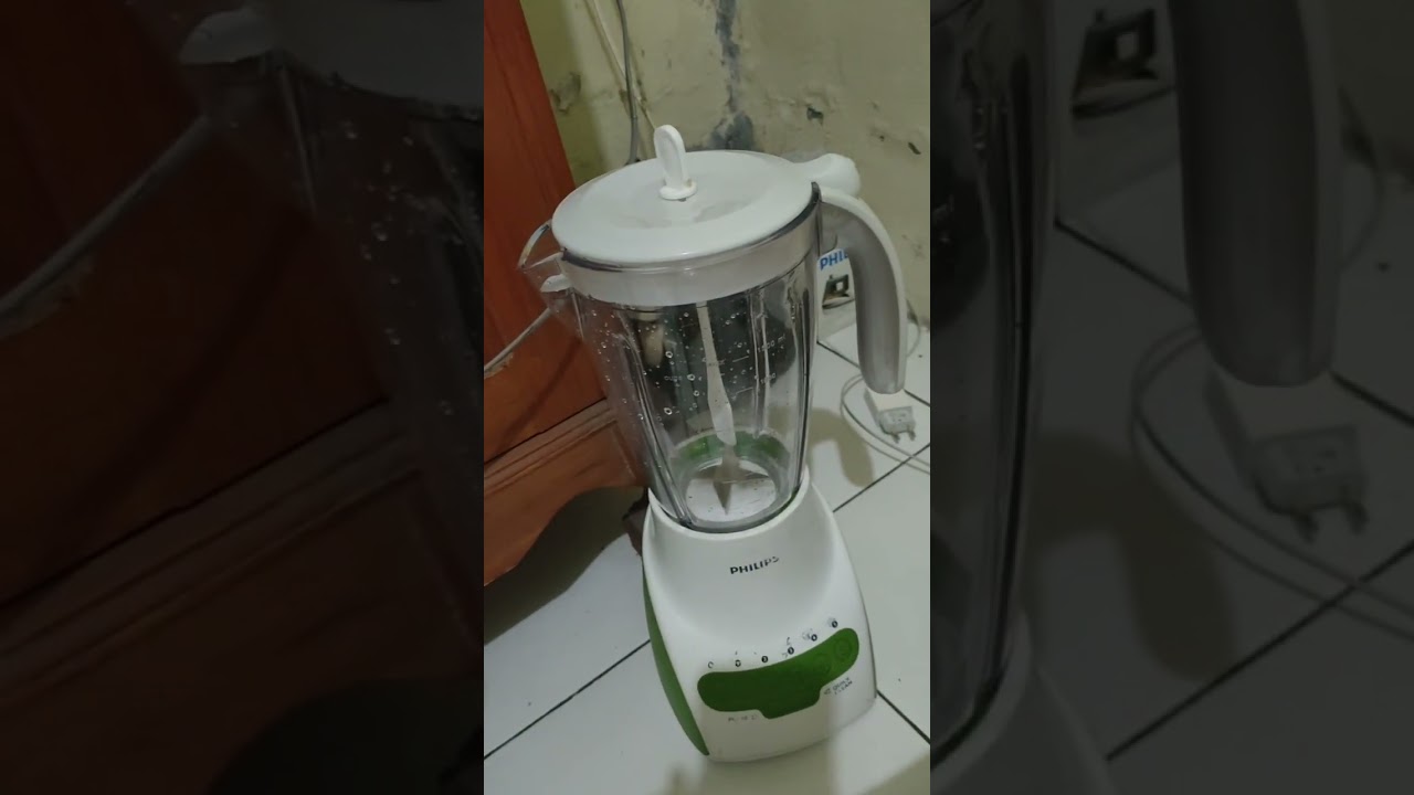 Blender Philips HR 2115 tes suara dengan tabung yang lama dan baru