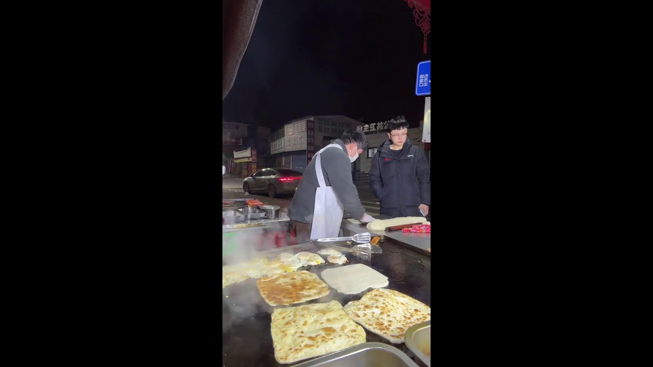 live broadcast中国街头美食🥢