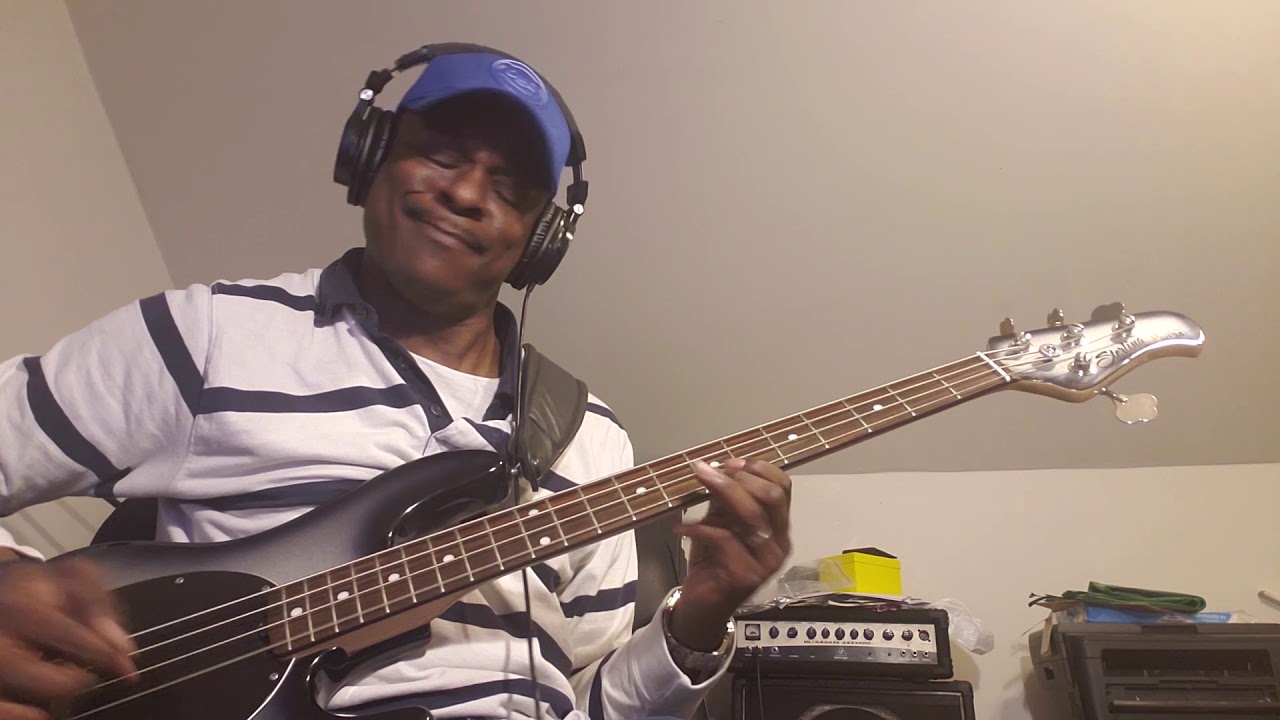 Earth, Wind & Fire - Serpentine Fire (Bass Cover)