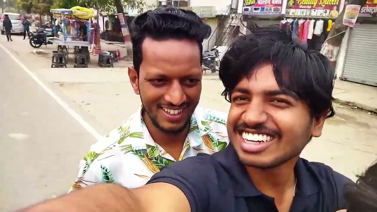 Dost ke sadi me dost ke sath 