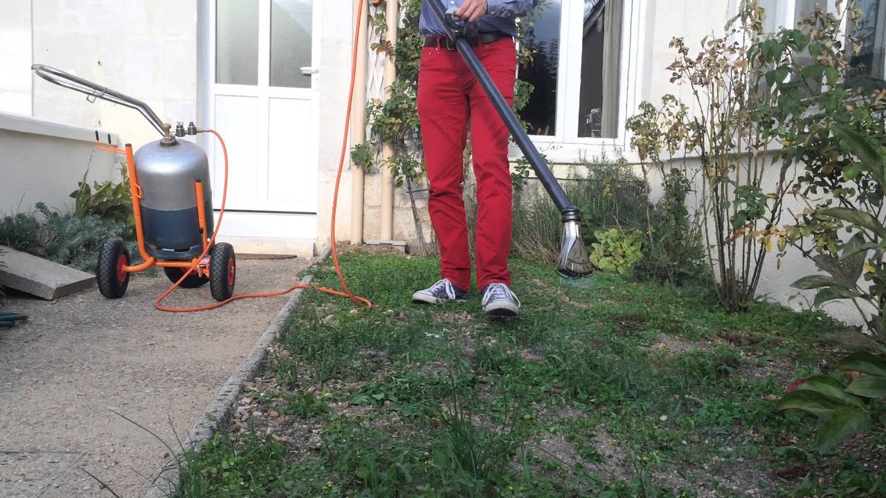 La lance RIPAGREEN VS jardin en herbe...filmé par mon fils
