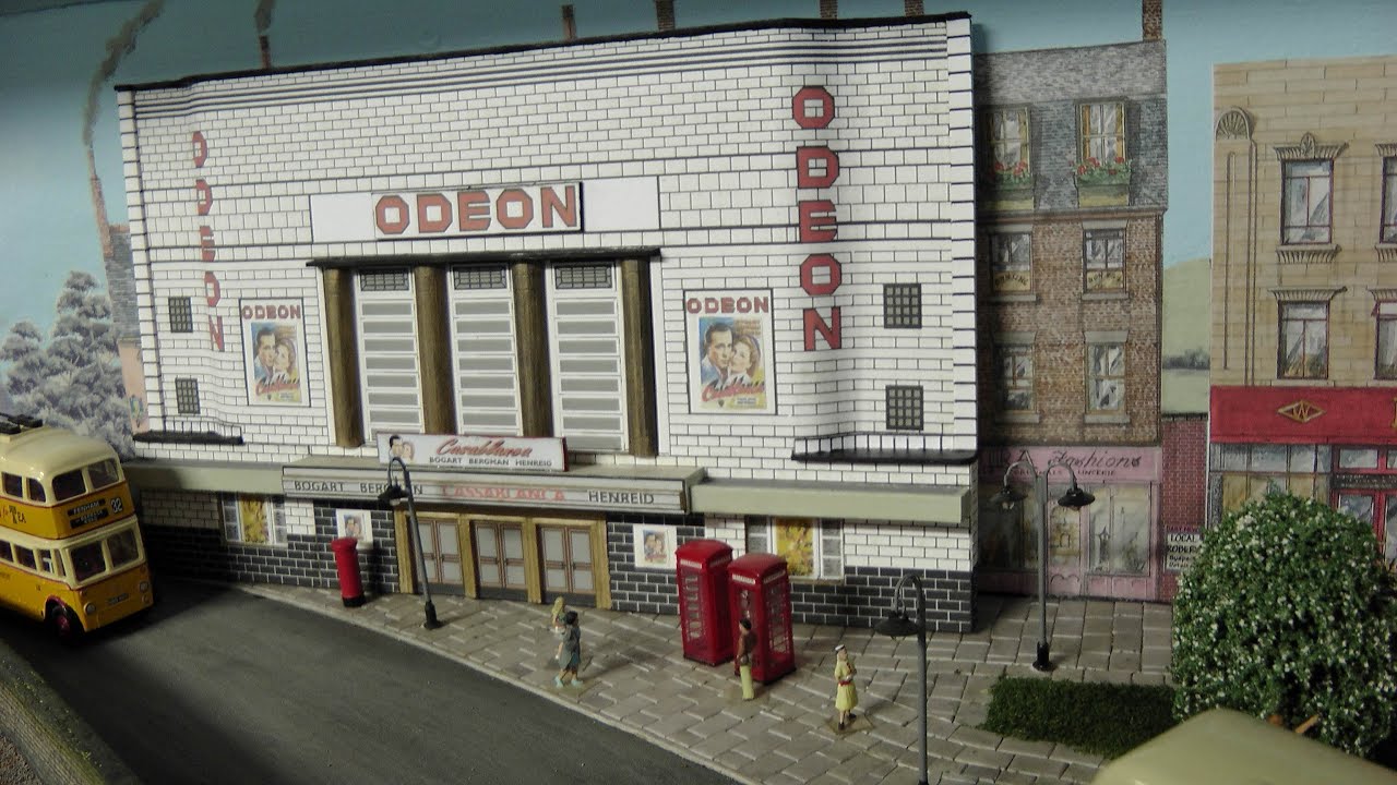 Kingsway Odeon Cinema Kit       No    404