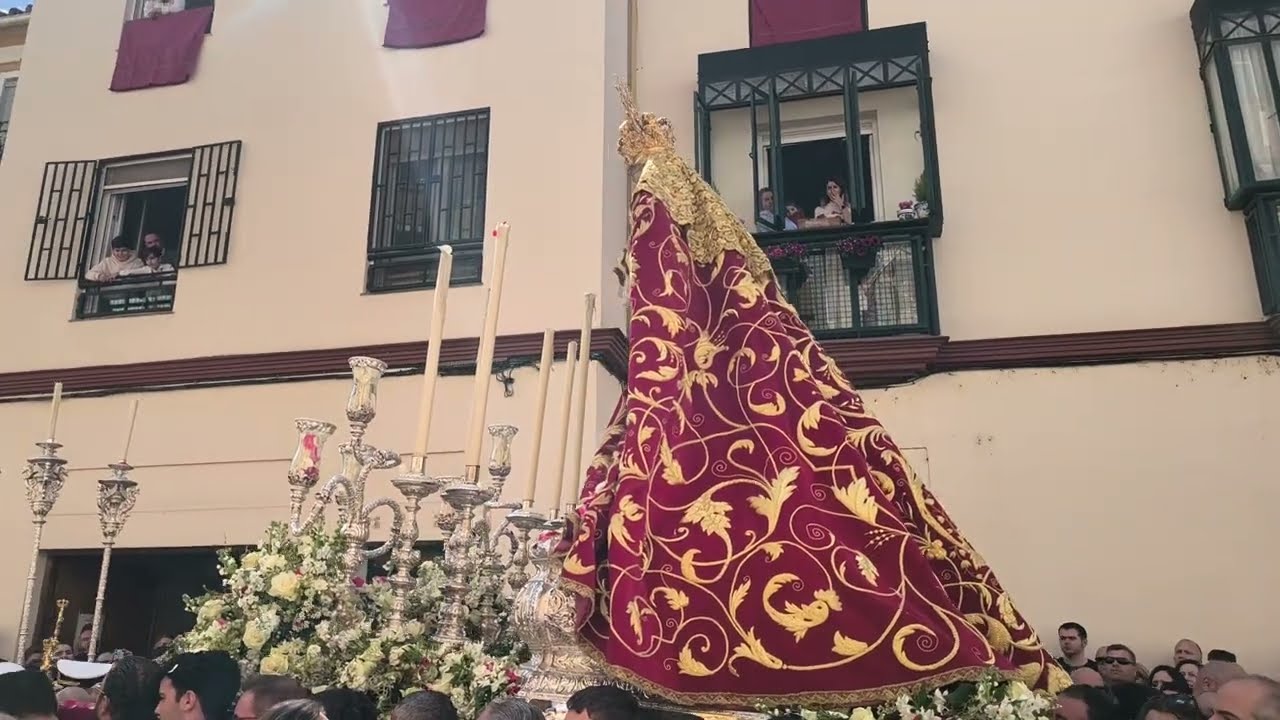 Traslado de la Esperanza de Triana a su capilla. Sevilla, 2026.